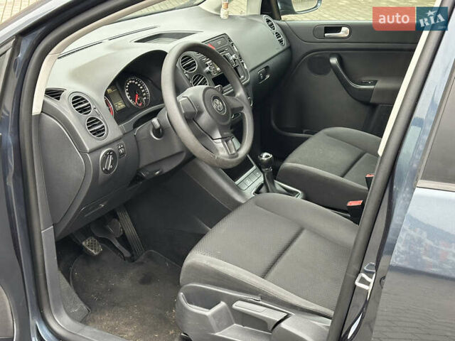 Серый Фольксваген Гольф Плюс, объемом двигателя 1.4 л и пробегом 241 тыс. км за 5900 $, фото 11 на Automoto.ua