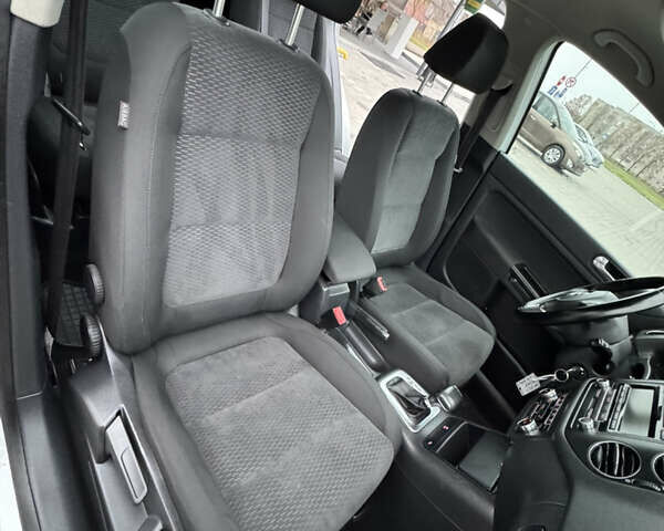 Серый Фольксваген Гольф Плюс, объемом двигателя 1.4 л и пробегом 192 тыс. км за 8300 $, фото 76 на Automoto.ua