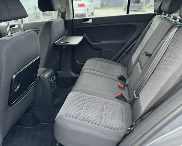 Серый Фольксваген Гольф Плюс, объемом двигателя 1.4 л и пробегом 163 тыс. км за 8300 $, фото 61 на Automoto.ua