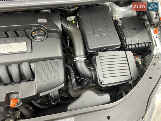 Фольксваген Гольф Плюс 2009 в Ровно на Automoto.ua Серый Фольксваген Гольф Плюс, объемом двигателя 1.6 л и пробегом 172 тыс. км за 7550 $, фото 51 на Automoto.ua