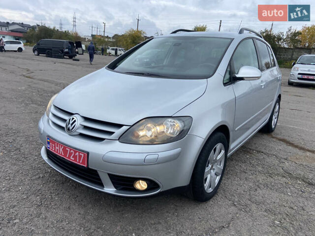 Фольксваген Гольф Плюс 2009 в Ровно на Automoto.ua Серый Фольксваген Гольф Плюс, объемом двигателя 1.6 л и пробегом 172 тыс. км за 7550 $, фото 19 на Automoto.ua
