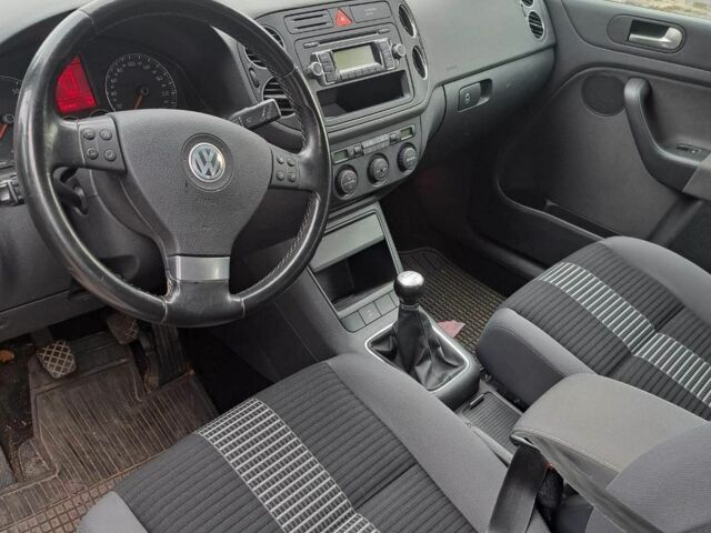 Сірий Фольксваген Golf Plus, об'ємом двигуна 0 л та пробігом 135 тис. км за 6500 $, фото 4 на Automoto.ua