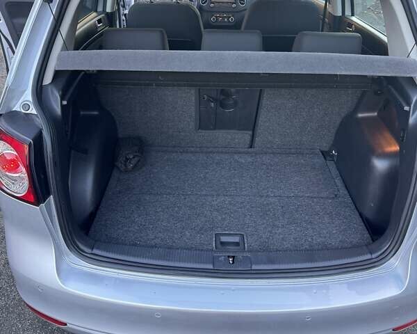 Серый Фольксваген Гольф Плюс, объемом двигателя 1.97 л и пробегом 134 тыс. км за 9999 $, фото 26 на Automoto.ua