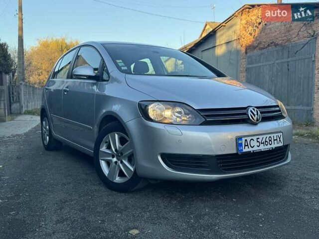 Серый Фольксваген Гольф Плюс, объемом двигателя 1.97 л и пробегом 134 тыс. км за 9999 $, фото 5 на Automoto.ua