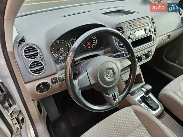 Серый Фольксваген Гольф Плюс, объемом двигателя 1.4 л и пробегом 188 тыс. км за 7500 $, фото 7 на Automoto.ua