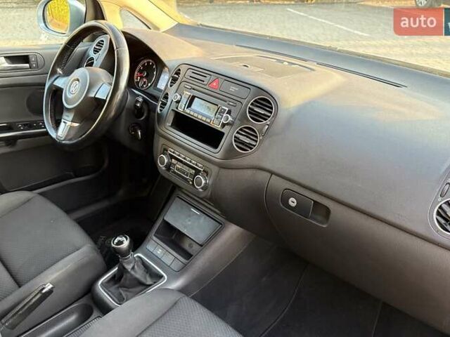 Сірий Фольксваген Golf Plus, об'ємом двигуна 1.4 л та пробігом 144 тис. км за 6600 $, фото 12 на Automoto.ua