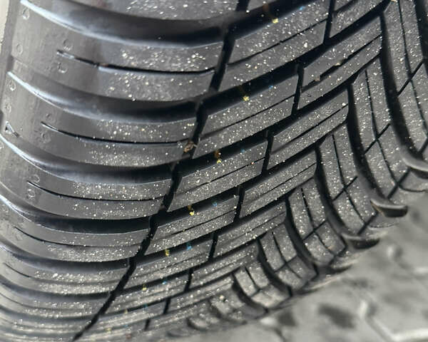 Серый Фольксваген Гольф Плюс, объемом двигателя 1.4 л и пробегом 163 тыс. км за 8300 $, фото 14 на Automoto.ua