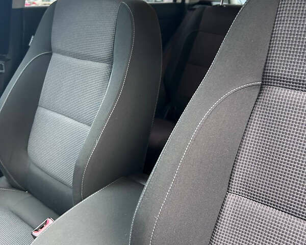 Серый Фольксваген Гольф Плюс, объемом двигателя 1.4 л и пробегом 190 тыс. км за 9200 $, фото 31 на Automoto.ua