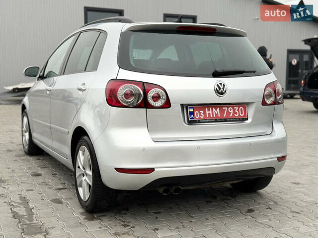 Серый Фольксваген Гольф Плюс, объемом двигателя 1.4 л и пробегом 189 тыс. км за 8200 $, фото 6 на Automoto.ua