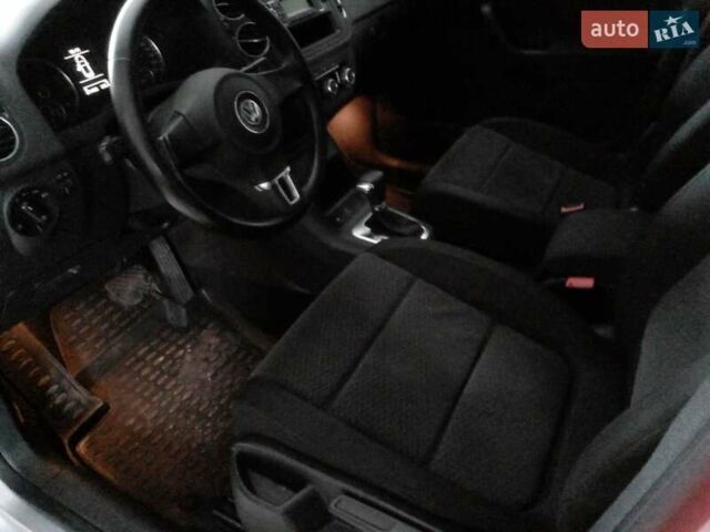 Фольксваген Гольф Плюс 2009 в Ровно на Automoto.ua Серый Фольксваген Гольф Плюс, объемом двигателя 0 л и пробегом 211 тыс. км за 6999 $, фото 9 на Automoto.ua