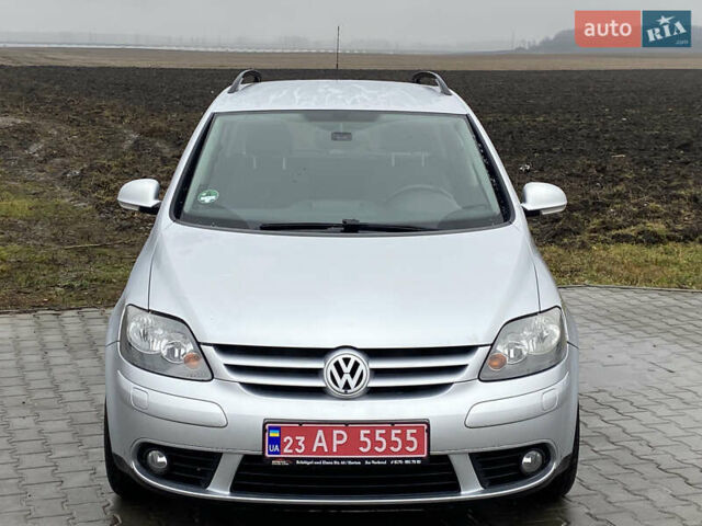 Сірий Фольксваген Golf Plus, об'ємом двигуна 1.4 л та пробігом 158 тис. км за 7300 $, фото 1 на Automoto.ua