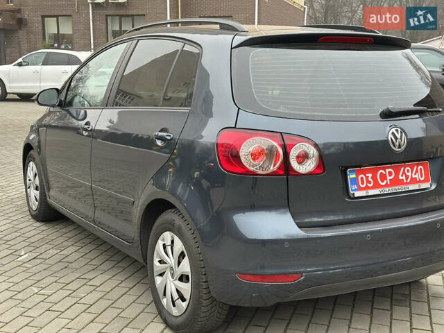 Серый Фольксваген Гольф Плюс, объемом двигателя 1.4 л и пробегом 241 тыс. км за 5900 $, фото 7 на Automoto.ua