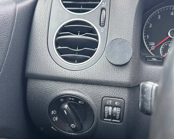 Серый Фольксваген Гольф Плюс, объемом двигателя 1.4 л и пробегом 190 тыс. км за 9200 $, фото 35 на Automoto.ua