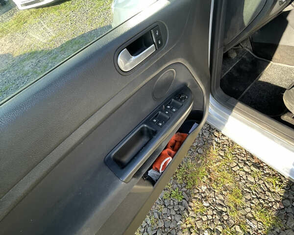 Сірий Фольксваген Golf Plus, об'ємом двигуна 1.4 л та пробігом 229 тис. км за 6300 $, фото 15 на Automoto.ua