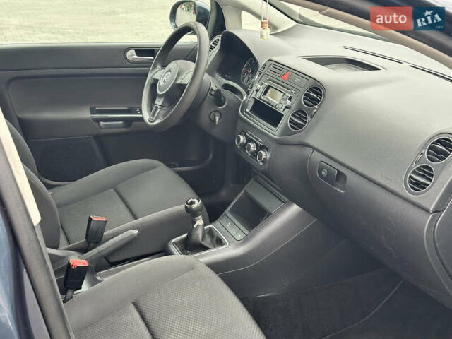 Фольксваген Гольф Плюс 2009 в Луцке на Automoto.ua Серый Фольксваген Гольф Плюс, объемом двигателя 1.4 л и пробегом 220 тыс. км за 6350 $, фото 25 на Automoto.ua