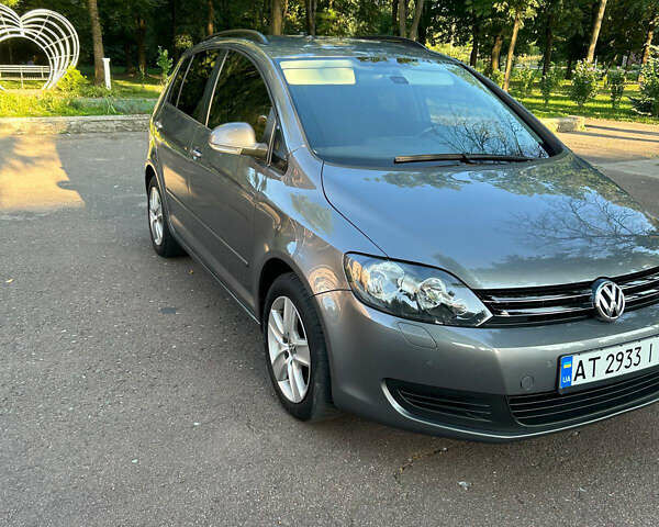 Серый Фольксваген Гольф Плюс, объемом двигателя 1.39 л и пробегом 238 тыс. км за 6900 $, фото 1 на Automoto.ua