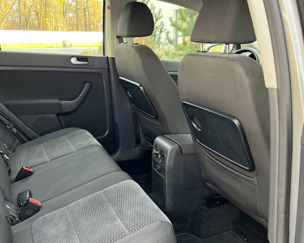 Сірий Фольксваген Golf Plus, об'ємом двигуна 1.4 л та пробігом 247 тис. км за 6650 $, фото 61 на Automoto.ua