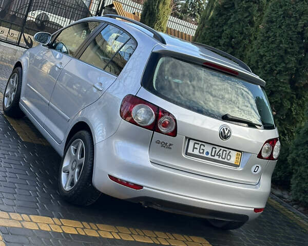 Серый Фольксваген Гольф Плюс, объемом двигателя 1.4 л и пробегом 80 тыс. км за 8100 $, фото 81 на Automoto.ua