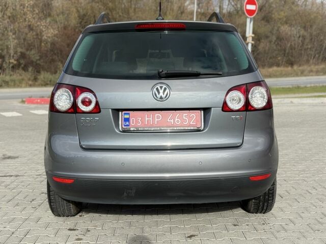 Серый Фольксваген Гольф Плюс, объемом двигателя 1.4 л и пробегом 177 тыс. км за 6400 $, фото 1 на Automoto.ua