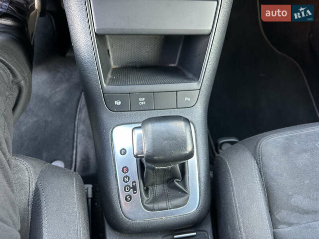 Серый Фольксваген Гольф Плюс, объемом двигателя 1.4 л и пробегом 176 тыс. км за 7999 $, фото 18 на Automoto.ua