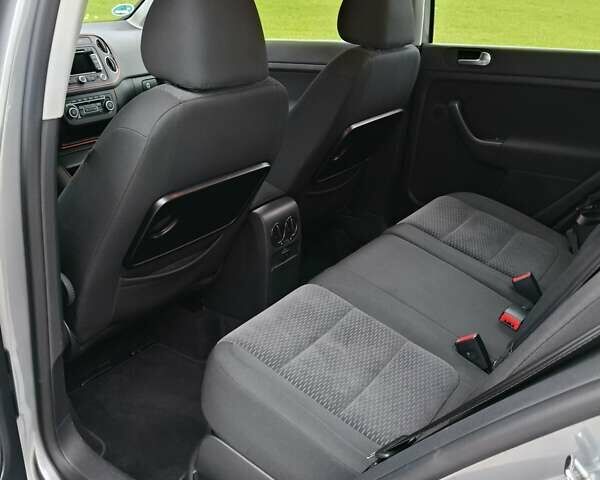 Серый Фольксваген Гольф Плюс, объемом двигателя 1.4 л и пробегом 173 тыс. км за 8700 $, фото 41 на Automoto.ua