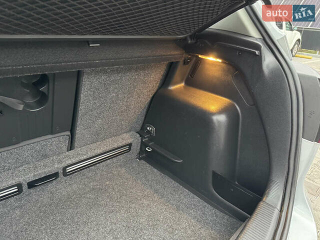 Серый Фольксваген Гольф Плюс, объемом двигателя 1.4 л и пробегом 192 тыс. км за 8300 $, фото 80 на Automoto.ua