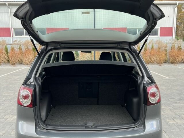 Серый Фольксваген Гольф Плюс, объемом двигателя 1.4 л и пробегом 247 тыс. км за 6350 $, фото 12 на Automoto.ua