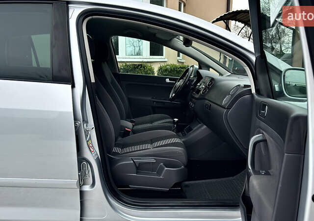 Сірий Фольксваген Golf Plus, об'ємом двигуна 1.6 л та пробігом 183 тис. км за 8145 $, фото 49 на Automoto.ua