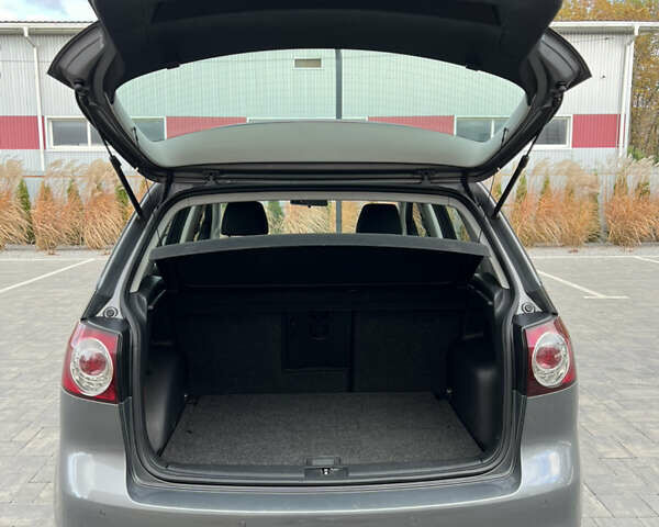 Сірий Фольксваген Golf Plus, об'ємом двигуна 1.4 л та пробігом 247 тис. км за 6650 $, фото 36 на Automoto.ua