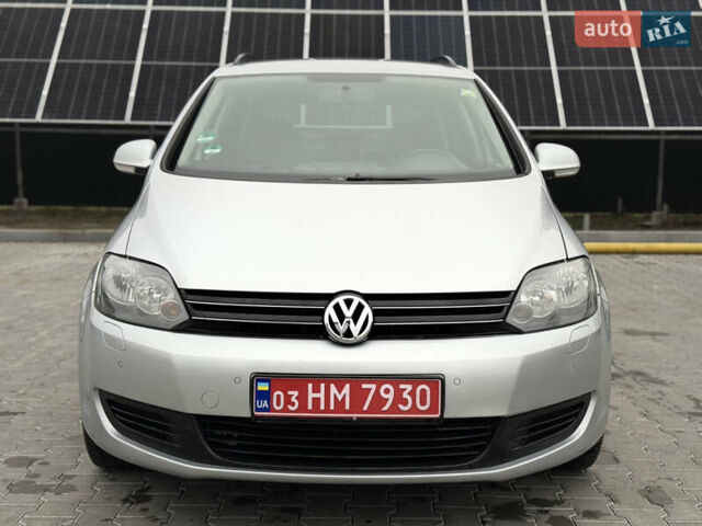 Серый Фольксваген Гольф Плюс, объемом двигателя 1.4 л и пробегом 189 тыс. км за 8200 $, фото 1 на Automoto.ua