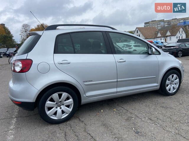 Фольксваген Гольф Плюс 2009 в Ровно на Automoto.ua Серый Фольксваген Гольф Плюс, объемом двигателя 1.6 л и пробегом 172 тыс. км за 7550 $, фото 7 на Automoto.ua