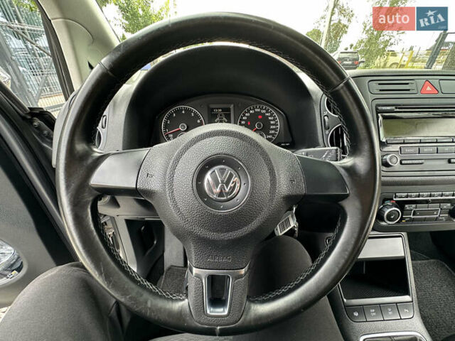 Сірий Фольксваген Golf Plus, об'ємом двигуна 1.6 л та пробігом 227 тис. км за 9199 $, фото 11 на Automoto.ua