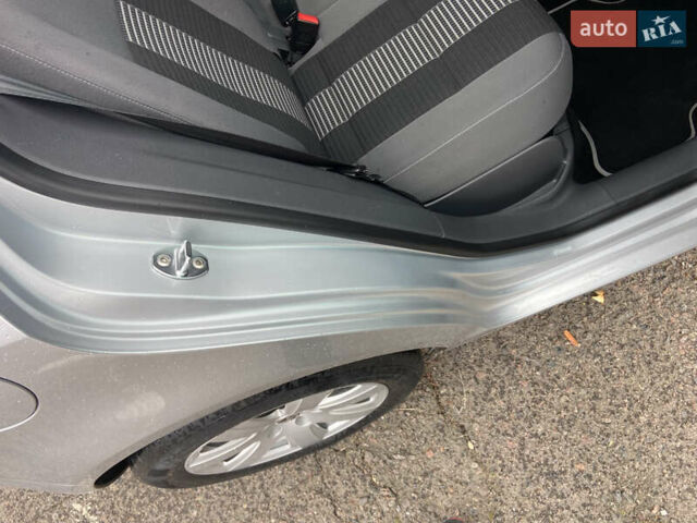 Фольксваген Гольф Плюс 2009 в Ровно на Automoto.ua Серый Фольксваген Гольф Плюс, объемом двигателя 1.6 л и пробегом 172 тыс. км за 7550 $, фото 38 на Automoto.ua