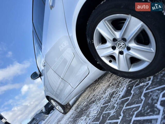 Серый Фольксваген Гольф Плюс, объемом двигателя 1.4 л и пробегом 189 тыс. км за 8000 $, фото 24 на Automoto.ua