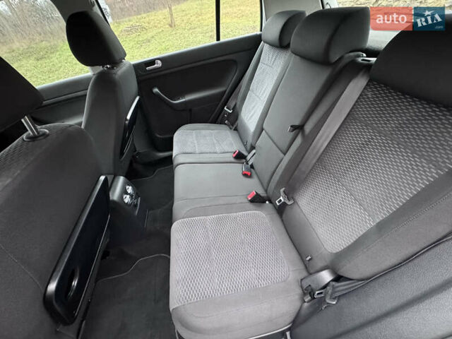 Сірий Фольксваген Golf Plus, об'ємом двигуна 1.6 л та пробігом 172 тис. км за 7750 $, фото 22 на Automoto.ua