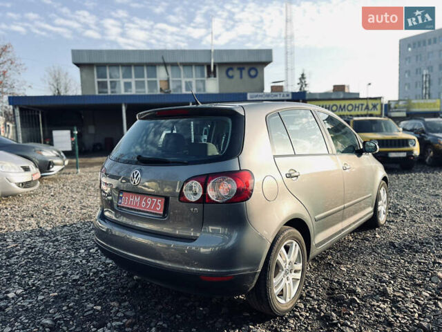 Серый Фольксваген Гольф Плюс, объемом двигателя 1.6 л и пробегом 239 тыс. км за 7400 $, фото 5 на Automoto.ua
