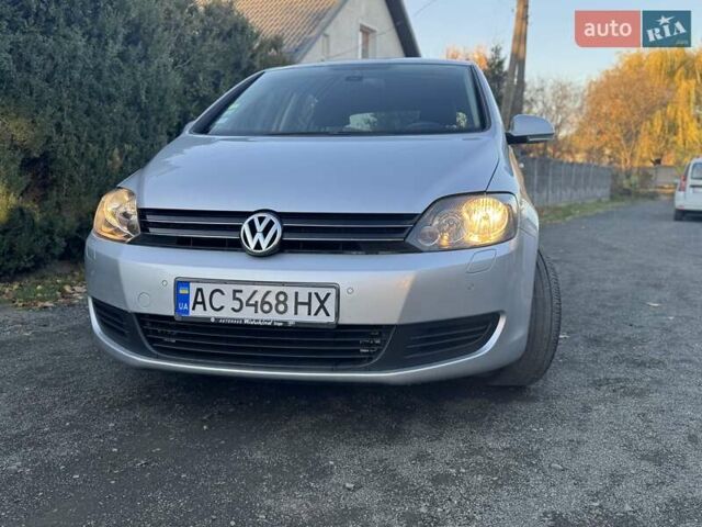 Серый Фольксваген Гольф Плюс, объемом двигателя 1.97 л и пробегом 134 тыс. км за 9999 $, фото 4 на Automoto.ua