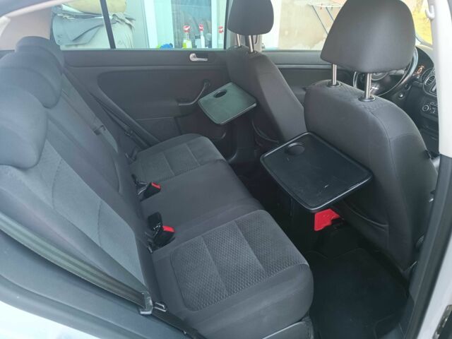 Сірий Фольксваген Golf Plus, об'ємом двигуна 1.4 л та пробігом 180 тис. км за 8300 $, фото 11 на Automoto.ua