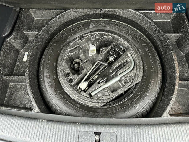 Серый Фольксваген Гольф Плюс, объемом двигателя 1.4 л и пробегом 241 тыс. км за 5900 $, фото 26 на Automoto.ua