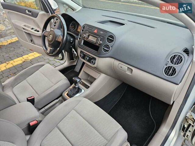 Серый Фольксваген Гольф Плюс, объемом двигателя 1.4 л и пробегом 188 тыс. км за 7500 $, фото 24 на Automoto.ua