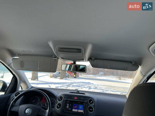 Серый Фольксваген Гольф Плюс, объемом двигателя 1.6 л и пробегом 225 тыс. км за 7300 $, фото 99 на Automoto.ua