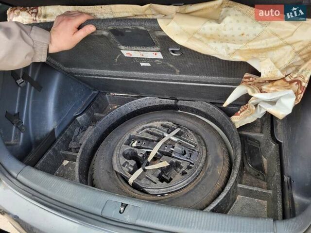 Серый Фольксваген Гольф Плюс, объемом двигателя 1.6 л и пробегом 127 тыс. км за 9450 $, фото 11 на Automoto.ua