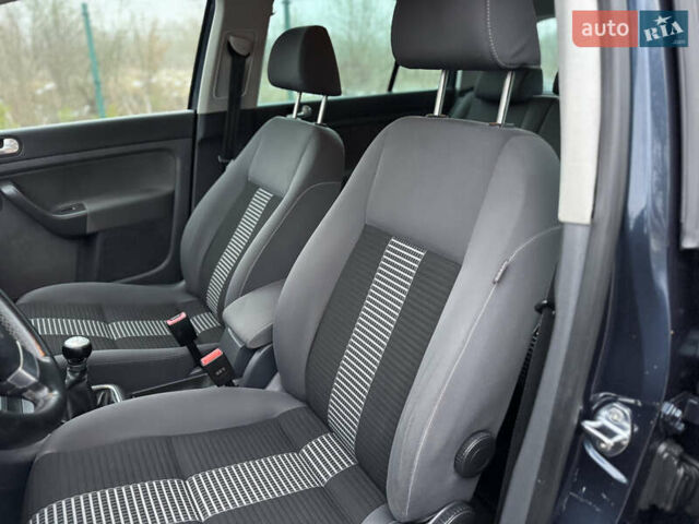 Серый Фольксваген Гольф Плюс, объемом двигателя 1.4 л и пробегом 184 тыс. км за 6490 $, фото 22 на Automoto.ua