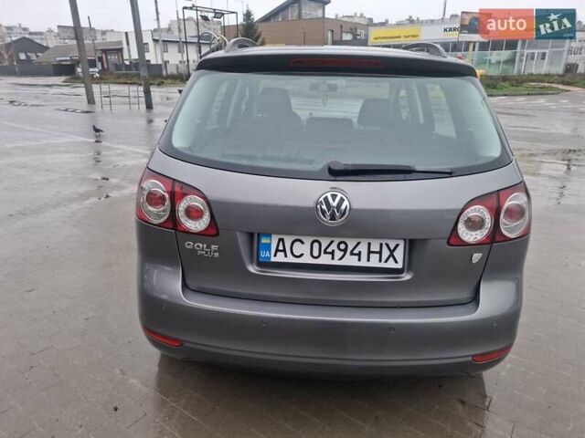 Серый Фольксваген Гольф Плюс, объемом двигателя 1.39 л и пробегом 257 тыс. км за 6700 $, фото 11 на Automoto.ua
