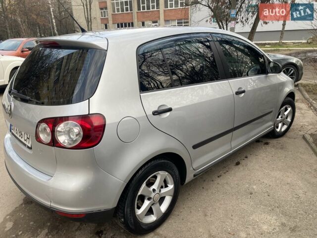 Сірий Фольксваген Golf Plus, об'ємом двигуна 1.6 л та пробігом 254 тис. км за 6999 $, фото 3 на Automoto.ua