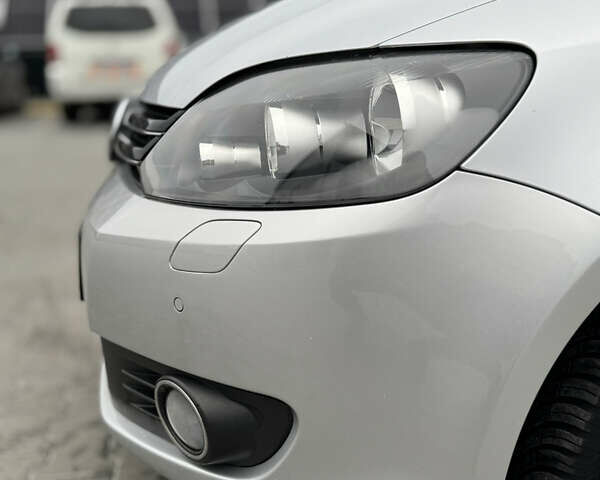 Серый Фольксваген Гольф Плюс, объемом двигателя 1.4 л и пробегом 192 тыс. км за 8300 $, фото 7 на Automoto.ua