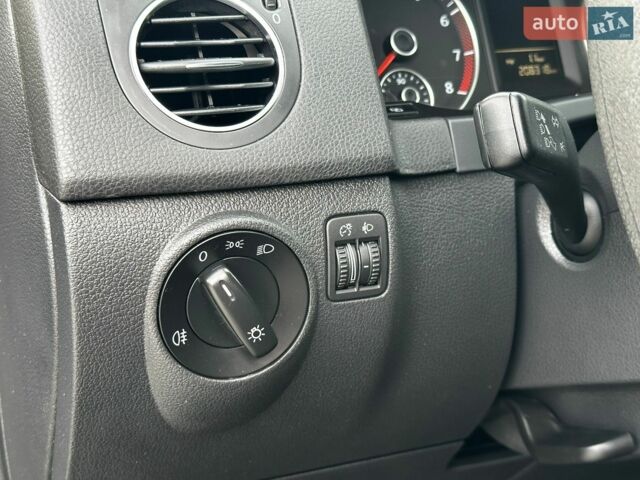 Сірий Фольксваген Golf Plus, об'ємом двигуна 1.4 л та пробігом 208 тис. км за 6799 $, фото 54 на Automoto.ua