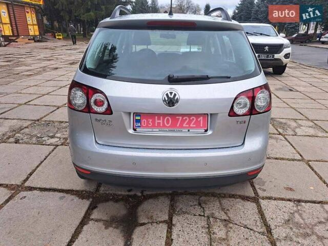 Серый Фольксваген Гольф Плюс, объемом двигателя 1.4 л и пробегом 136 тыс. км за 6000 $, фото 3 на Automoto.ua