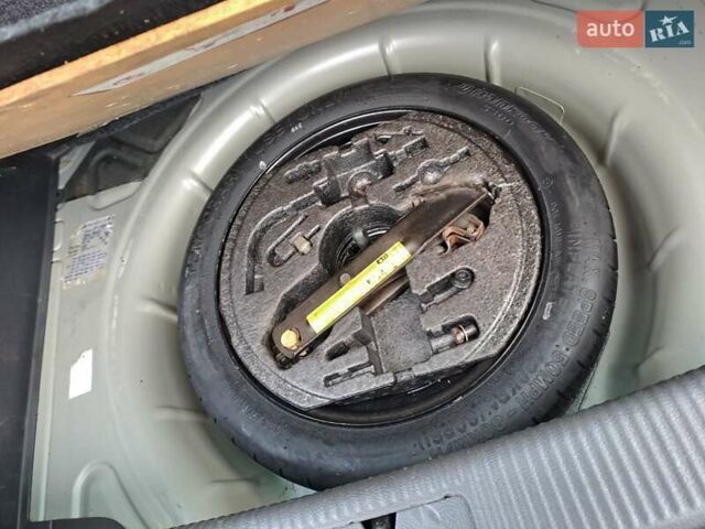 Серый Фольксваген Гольф Плюс, объемом двигателя 1.4 л и пробегом 165 тыс. км за 6900 $, фото 21 на Automoto.ua