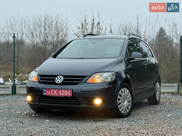 Серый Фольксваген Гольф Плюс, объемом двигателя 1.4 л и пробегом 184 тыс. км за 6490 $, фото 8 на Automoto.ua